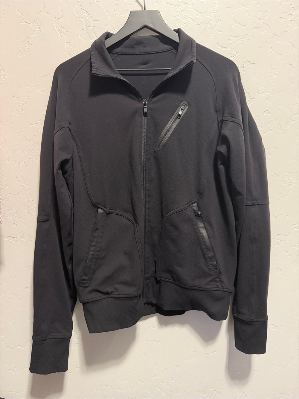 Men's Black Full-Zip Lululemon Performance Jacket